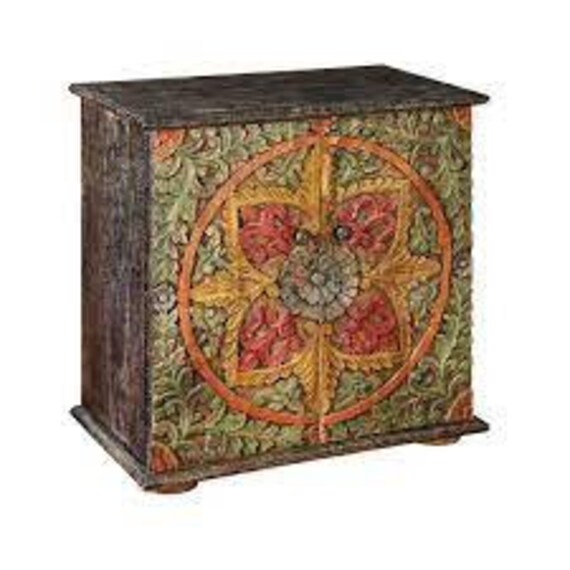 Gabinete de almacenamiento de madera en apuros tallado a mano | Etsy