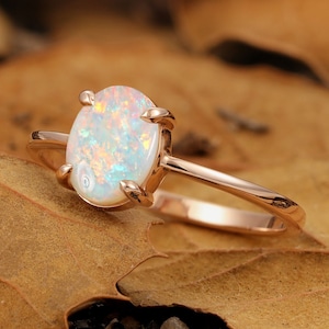 Bague de fiançailles solitaire vintage en opale naturelle - Alliance ovale classique en or rose - Bague d&#39;anniversaire promesse minimaliste par ManhattanBox