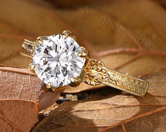 Solitaire Engagement Ring - Leaf Engraved Ring - Nature Inspired Ring by ManhattanBox