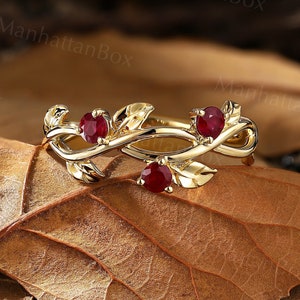 Nature inspired Ruby wedding band Unique leaf design yellow gold Vintage Round ruby ring Branch Bridal Band Promise ring twig ring