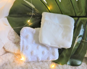 4 reusable wipes / Reusable makeup remover wipes