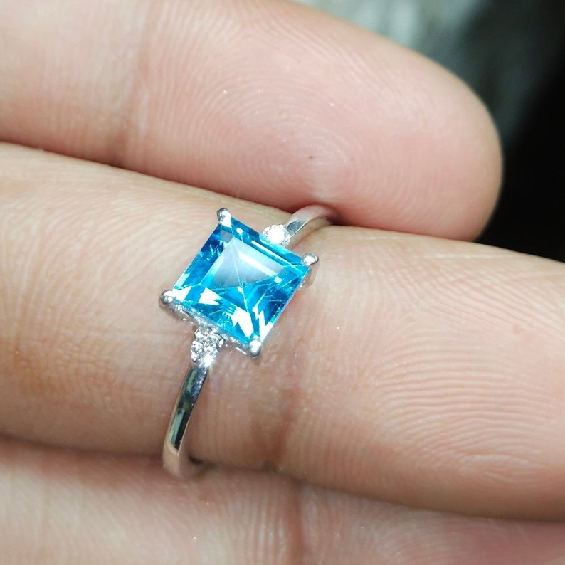 Blue Topaz Ring-Swiss Blue Ring-Engagement Ring-Handmade Ring-Promise Ring-Blue Gemstone Ring-Statement Ring-Birthstone Ring-Gift For Her.