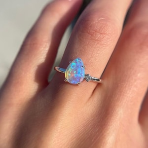 Natural Opal Ring-Fire Opal Ring-Pear Opal Ring-Statement Ring-Sterling Silver Opal Ring-14k Gold Ring-October Birthstone-Christmas Gift