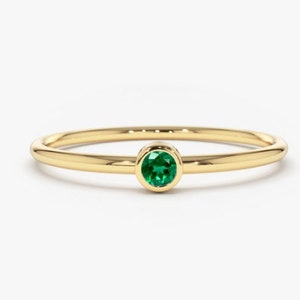 Natural Emerald Ring-Round Emerald Ring-Stackable Emerald Ring-Emerald Silver Ring-Emerald Gold Ring-Solid Gold Emerald Ring-Christmas Gift
