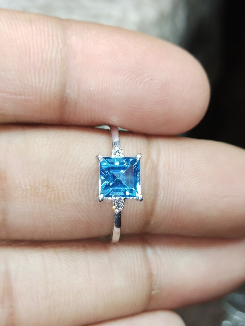 Blue Topaz Ring-Swiss Blue Ring-Engagement Ring-Handmade Ring-Promise Ring-Blue Gemstone Ring-Statement Ring-Birthstone Ring-Gift For Her.