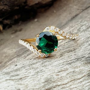 Dainty Emerald Ring-May Birthstone Ring-14k Gold Emerald Ring-Engagement Ring-Emerald Sterling Silver Ring-Stackable Ring-Gift For Her