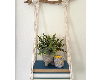 LORELEI Makramee Hänge-Bücherregal || Handgemachtes Bücherregal für Pflanzen, zum Selberbasteln || BOHO Chic Geschenk für Buchliebhaber