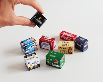 Paquetes de cerveza en miniatura 1:6, cajas de descarga de bebidas imprimibles