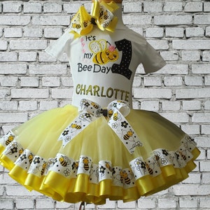 Girl Birthday Outfit, It's My First Birthday Shirt, Tutu Birthday Outfit, Yellow Bee Shirt, Any Size, Personalized Shirt, Embroidered Shirt