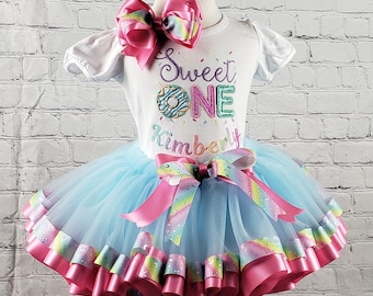 Atuendo para niña de primer cumpleaños, cinta de aluminio celestial, tutú con cinta de luna y estrellas, tutú con estampado de arcoíris, camiseta bordada y personalizada