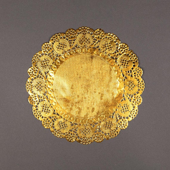 8.5 Round Gold Foil Doily Placemats Metallic 50 Pack Etsy