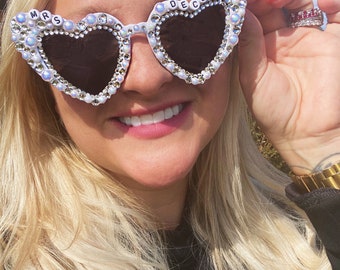 Bride bachelorette party sunglasses| customized| personalized bridal| rhinestone wedding accessories