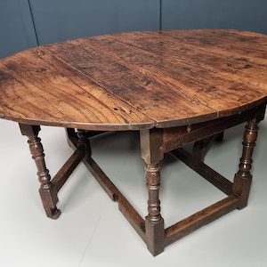 17th Century Oak drop leaf table