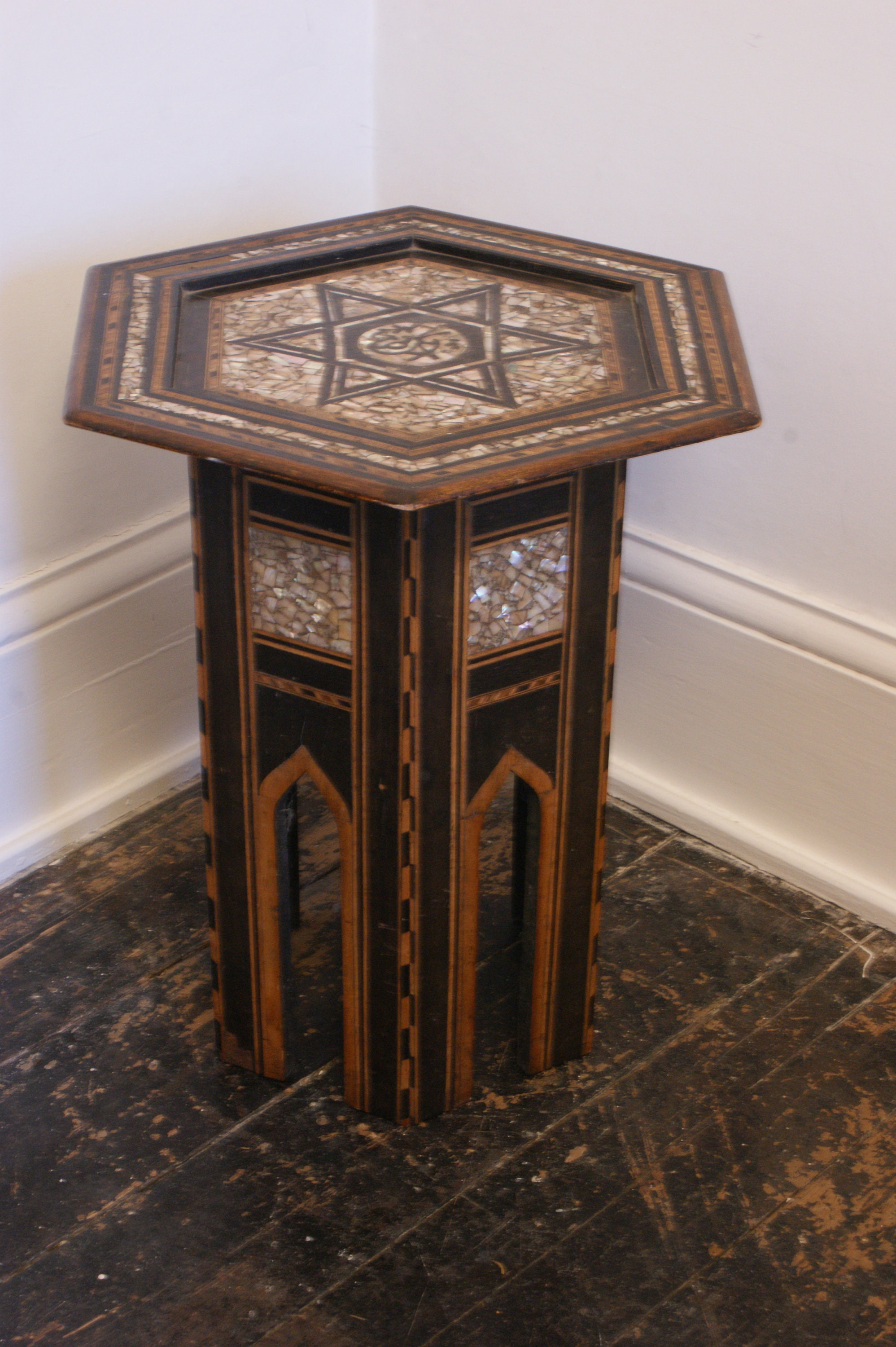 Vintage octagon side table deals