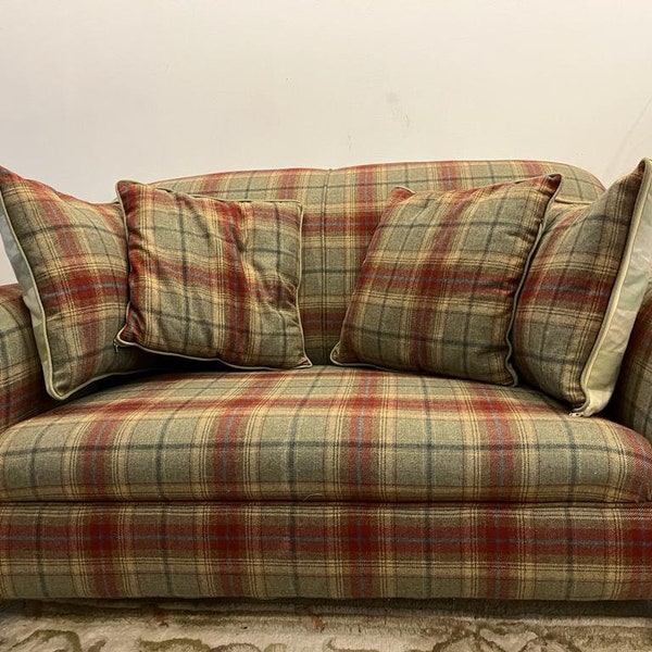 Vintage 2 seater sofa with cushions