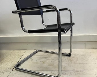 Chrome & leather chair/ dining chair/ office chair