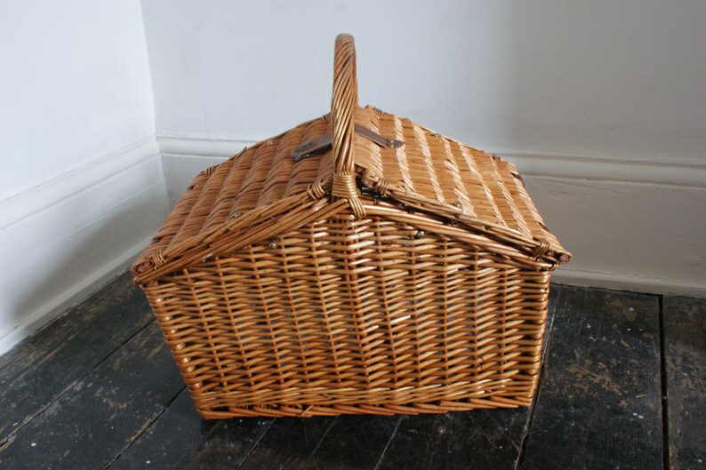 Vintage Large Wicker Picnic Basket Etsy UK