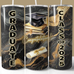 Emballage de gobelet noir et or de l'obtention du diplôme 2025, gobelet skinny 20 oz PNG, cadeau de remise des diplômes personnalisé, gobelet de la promotion 2025 png thumbnail