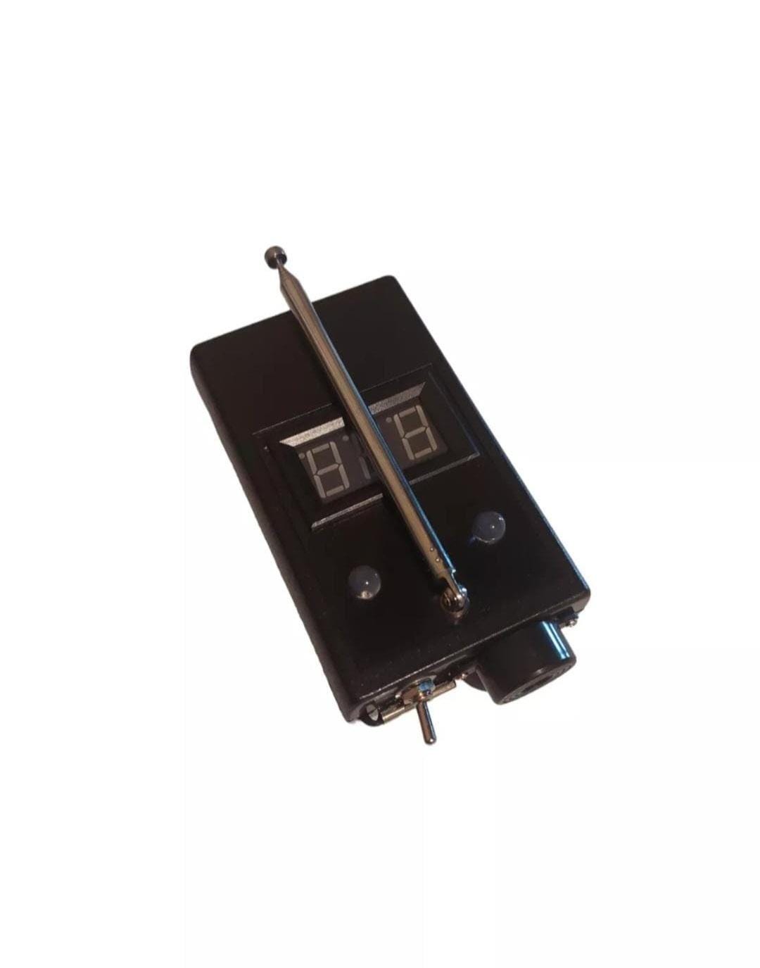 ゴーストハンティング機器 サーモセンサー ゴーストハンティング用レム活動探知機（温度表示付き）。A68 超常現象