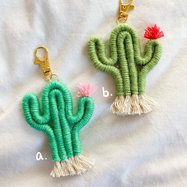 Macrame Cactus Keychain | Cactus Keychain, Macrame Cactus, Boho Cactus, Charm Keychain