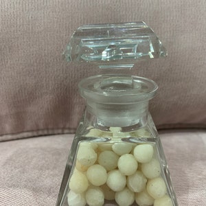 Victorian scent bottle with smelling salts