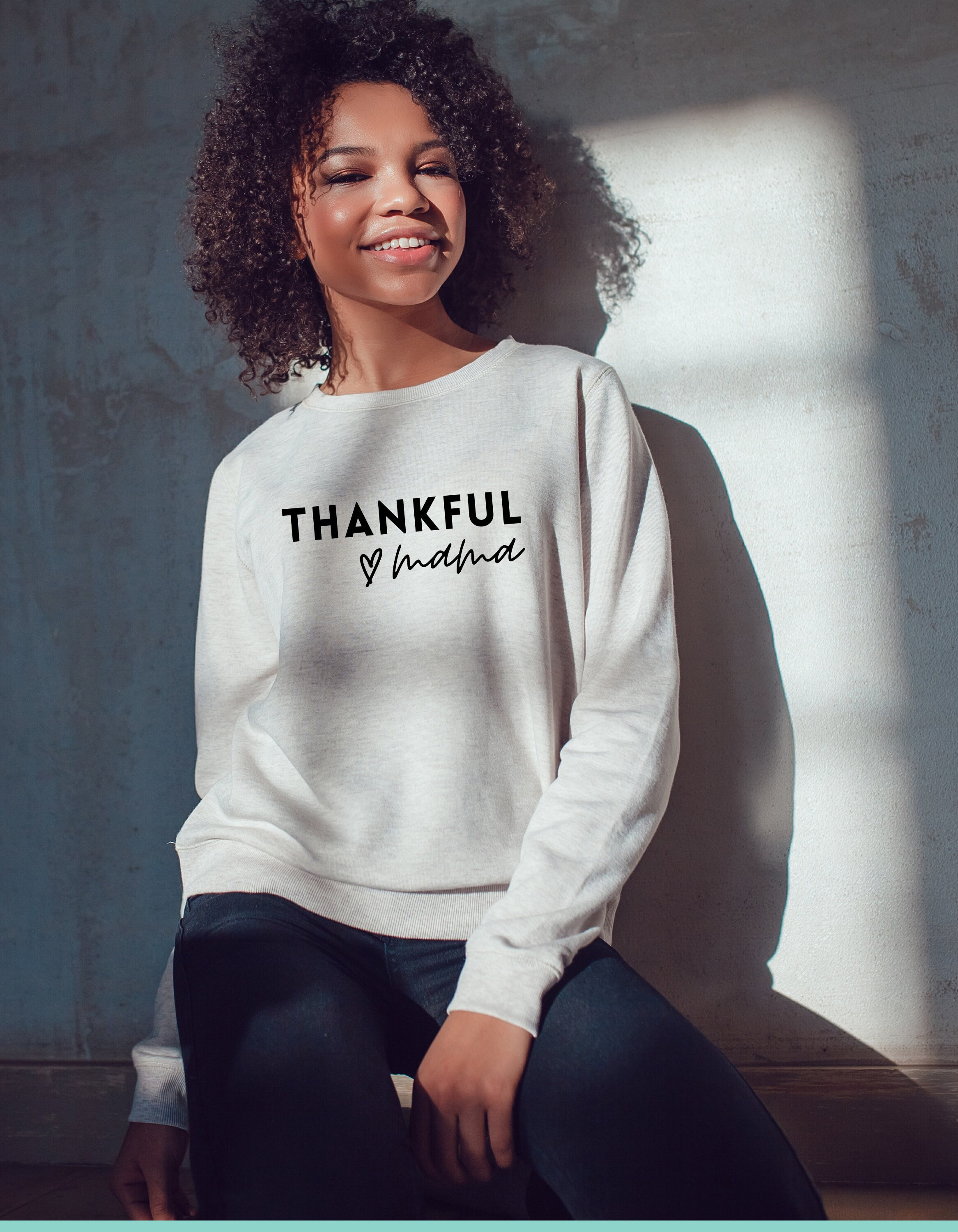 Dankbar Mama T-Shirt Design PNG SVG | Thanksgiving DTF Druckbereit | Herbst Sublimation Design für T-Shirt, Becher, Body, Geschirrtuch, Geschenke