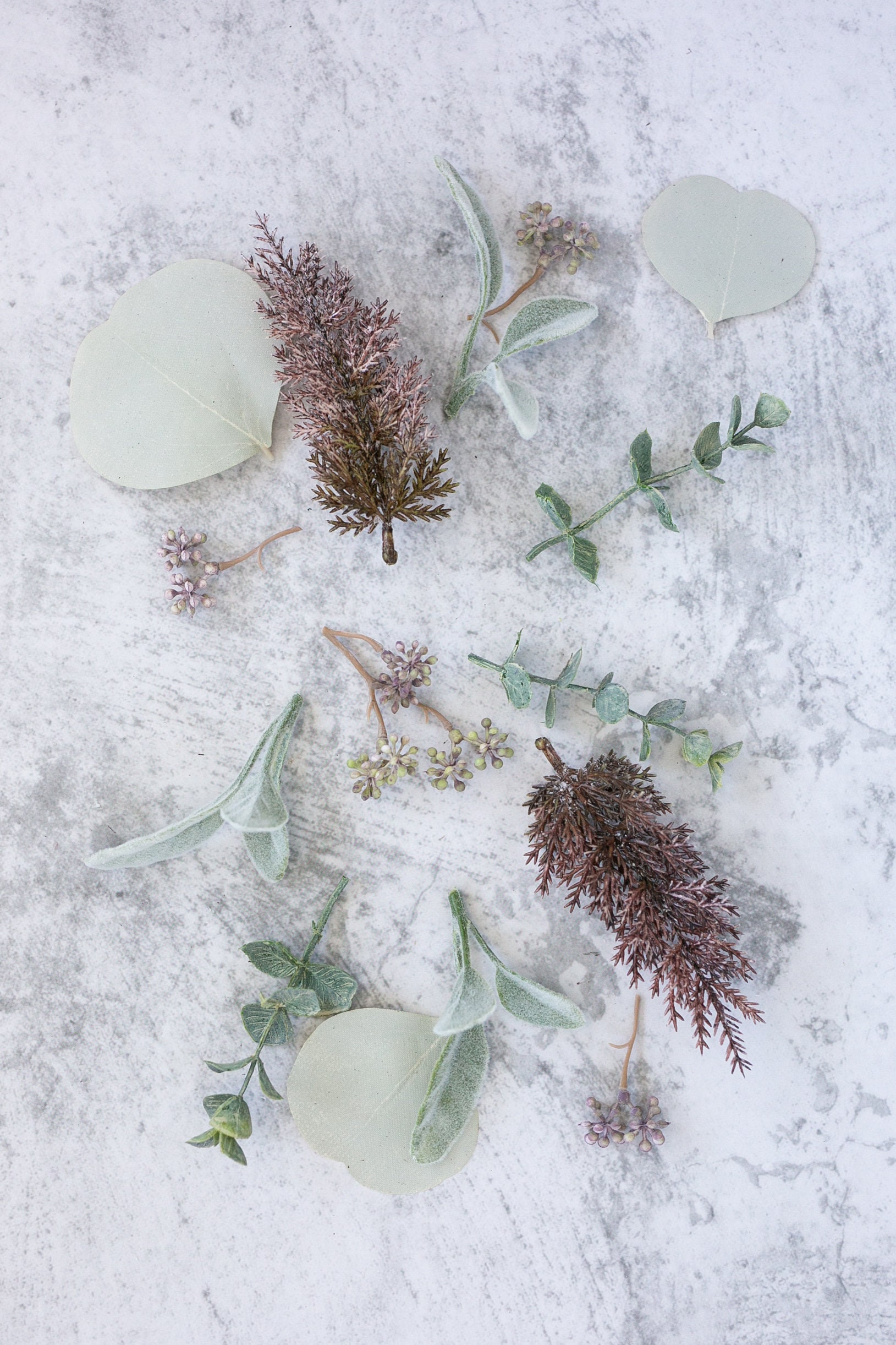 Loose Faux Greenery Bundle Leaves Stems for Holiday Table Styling Winter Table Centerpiece Mauve and Greenery Wedding Decor