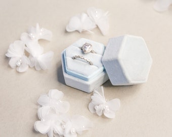 White Chiffon Flower Buds: Wedding Dress Appliqué with Pearl Stamen