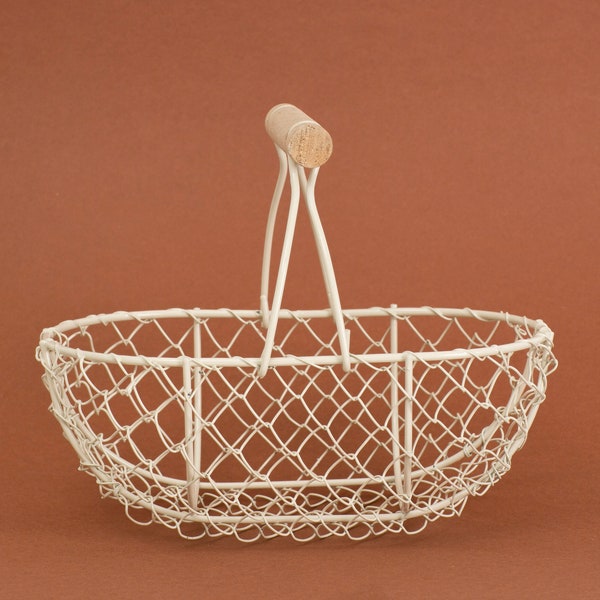 Petite Ivory Fixed Handle Shallow Wire Basket | Photo Prop | Small Metal Pail | Mini White Basket