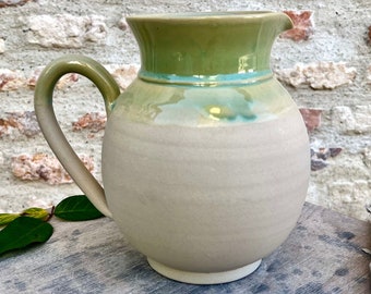 Carafe, pitcher, crush in France green