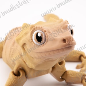 Gargoyle Gecko 3d printed fidget pet, Just Because gift for gecko lover, 3d animal, lizard mom, articulated animal, flexi pet, gecko gift