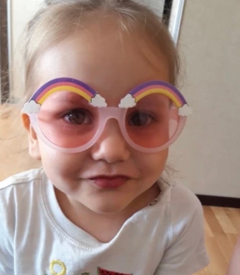 Kid\u2019s sunglasses
