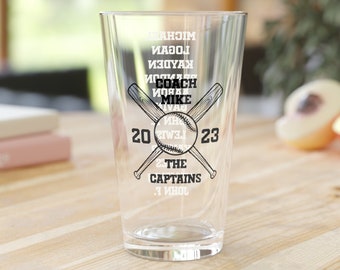 Personalized Baseball Coach Gift from Team, Custom Pint Glass, Sports Gift, Softball Coach Gift, Beer Gift, End of the Season Gift