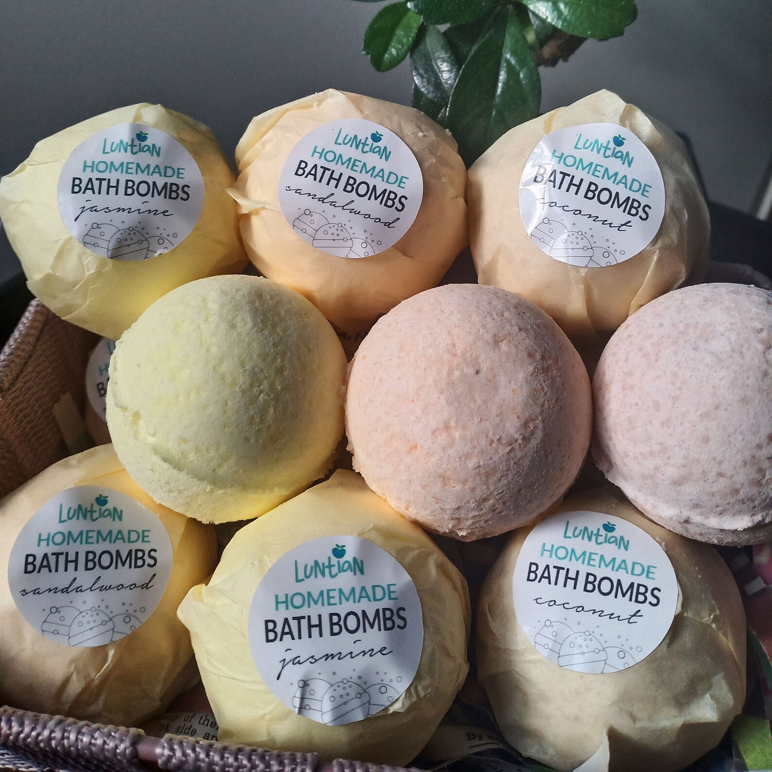 Bath Bombs set of 4 Natural Ingredients Ecofriendly Homemade Etsy 日本