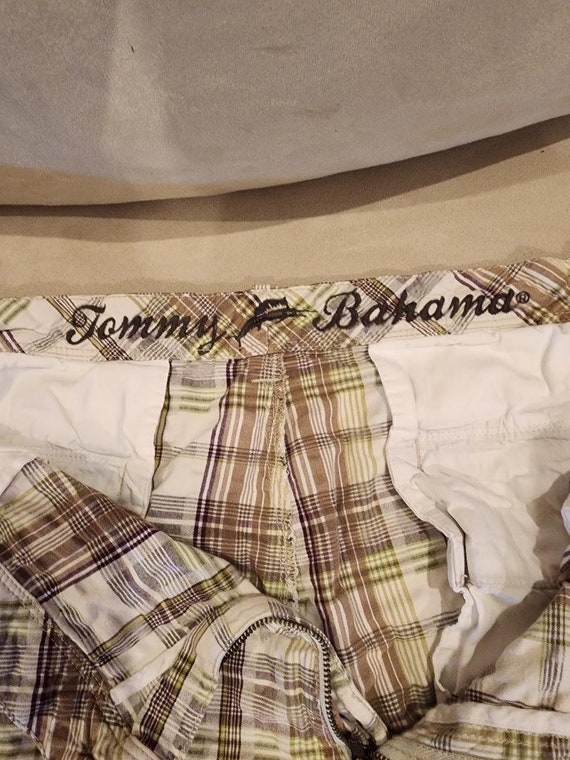 Tommy Bahama Mens Shorts size 38 - image 1