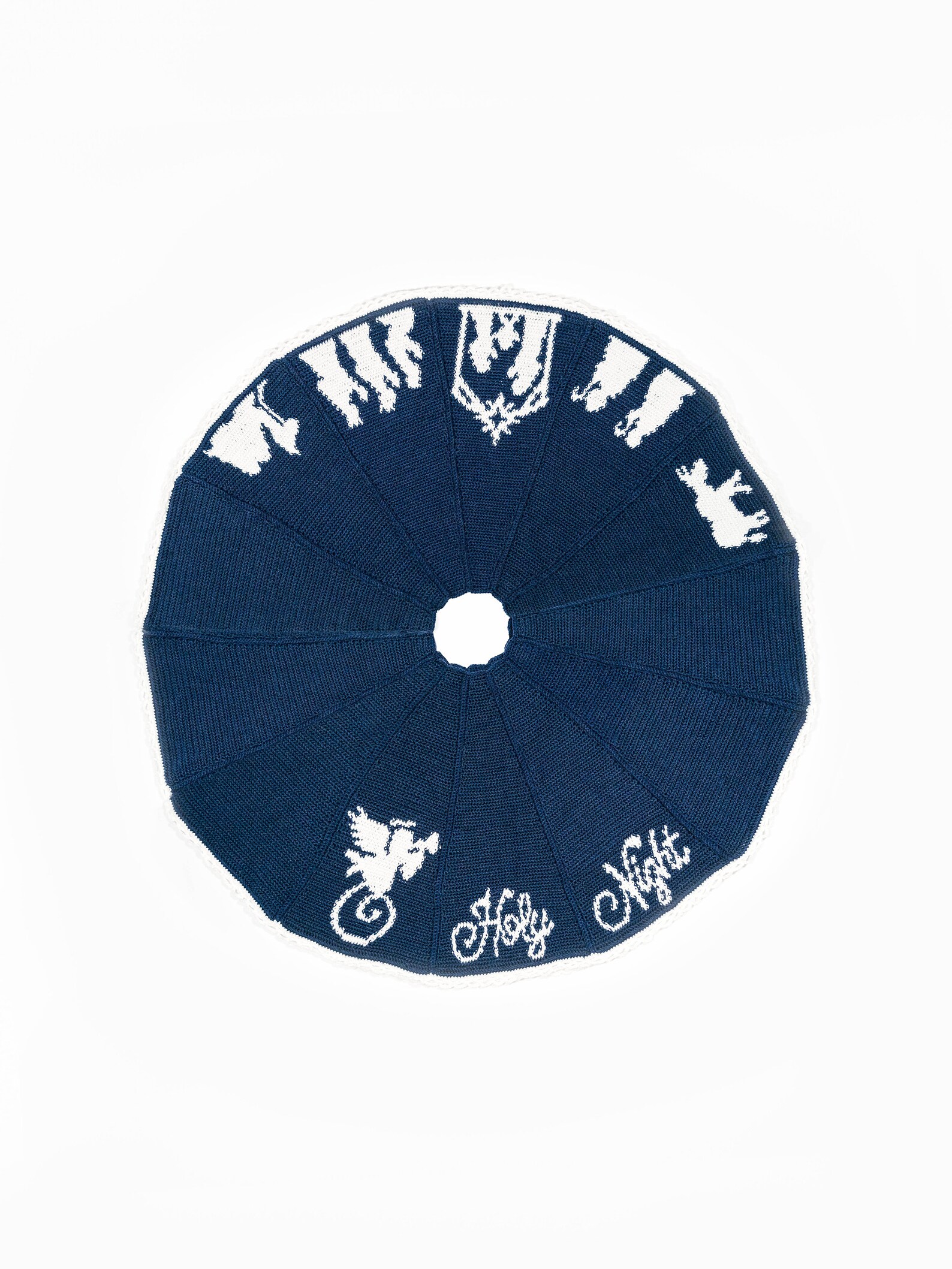 Holy Nativity Serenity Christmas Quilted Tree Skirt NCU0HTT035