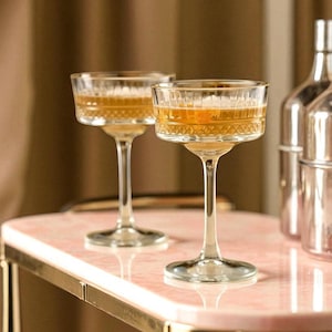 Vintage Inspired Champagne Coupe Glasses | 1920s Style | Set of 2/4/6 | Cocktail Glasses | Unique Glassware | Timeless | Gift | Artemio
