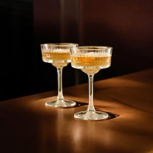 Artemio - Vintage Inspired Champagne Coupe Set of 2/4/6 | 1920s Style Cocktail Glassware | Timeless | Gin Lover Gift | Unique Glassware ||
