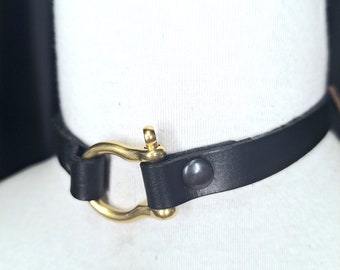 Handmade Leather Choker: Black Collar with Gold Shackle