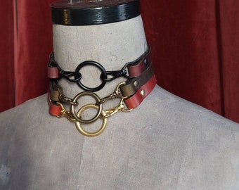 Genuine leather collar with 1" O-ring and swivel snap closure. Solid brass hardware. Custom sized choker. Men's and women's leather.