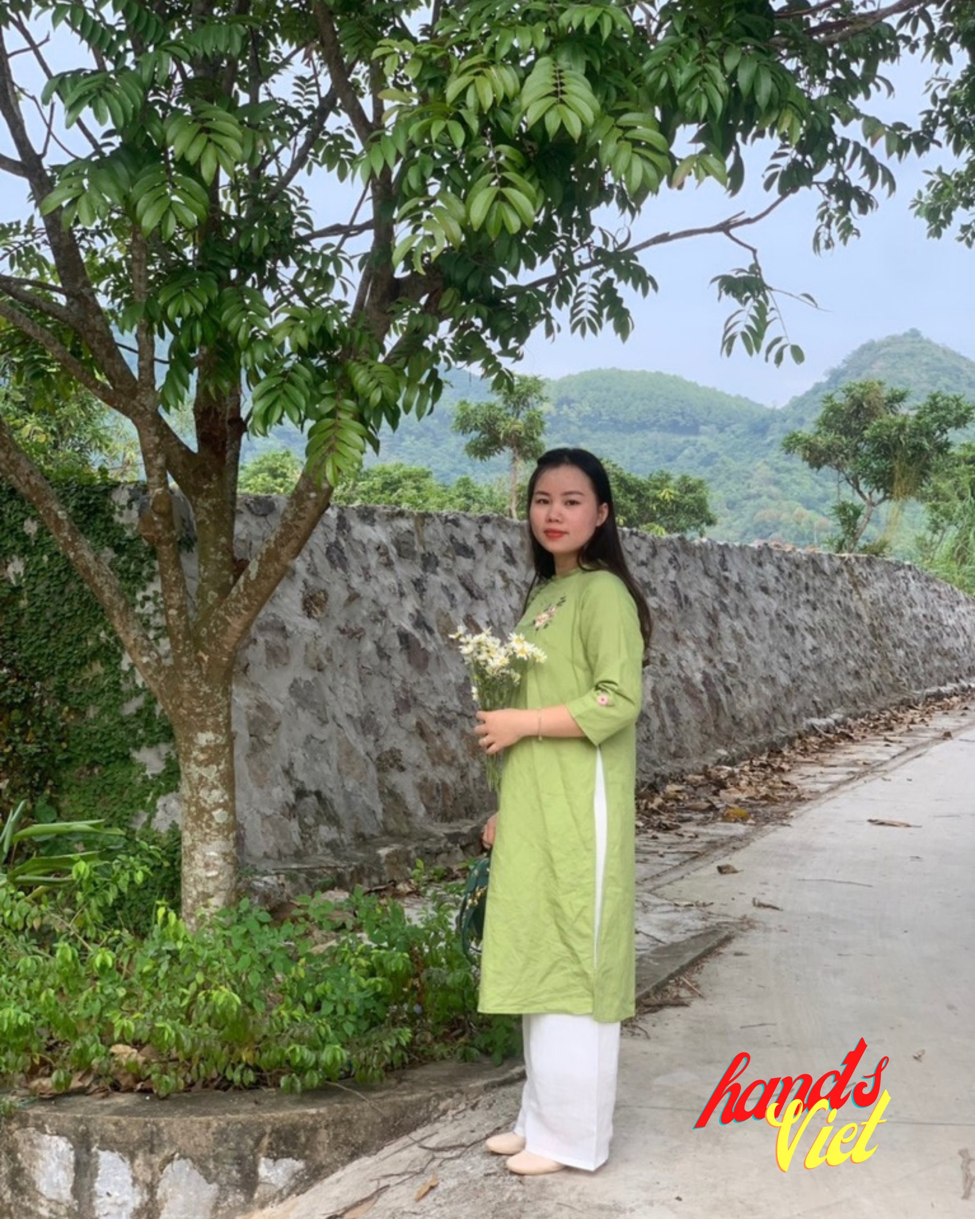 Vietnamese Ao Dai Linen With Hand Embroidered Vietnamese Traditional