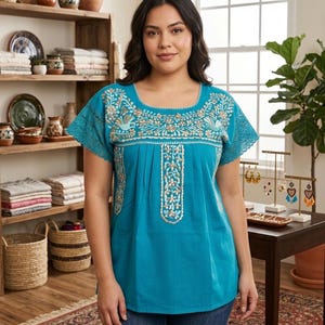 Blusas bordadas/Blusas Mexicanas/Hecho a mano/Cinco de Mayo/Blusas Tradicional Mexicana/Blusa Floral Bordada Talla Mediana turquesa