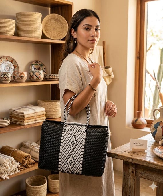 XL Lunch tote/handwoven lunchbox/Mexican lunch bag/bolso artesanal tejido a mano/recycled plastic tote/handwoven Handbags XL/Sale