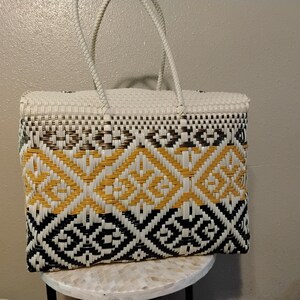 XL Lunch tote/handwoven lunchbox/Mexican lunch bag/bolso artesanal tejido a mano/recycled plastic tote/handwoven Handbags XL