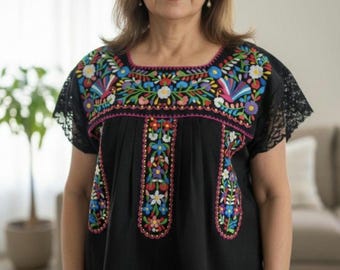 Embroidered blouses/Mexican blouses/Handmade/Cinco de Mayo/Traditional Mexican blouses/Embroidered floral blouse, medium size
