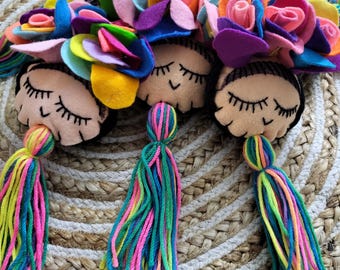 Frida keychain/Mexican Frida keychain/Handmade keychain/Multicolored keychain/Floral Frida pompom/Mexican tassel
