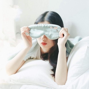 ROSEWARD 100% 19 Momme Pure Mulberry Silk Sleep Mask Blindfold with Handmade Classy Stylish Embroidery