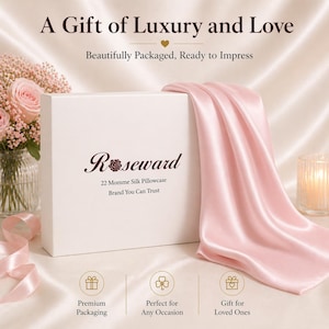 K&ouml;nnte beinhalten: Eine wei&szlig;e Schachtel mit dem Text "Roseward" und "22 Momme Silk Pillowcase" befindet sich neben einem drapierten rosa Seidenkissenbezug. Der Text "A Gift of Luxury and Love" und "Beautifully Packaged, Ready to Impress" stehen oben.