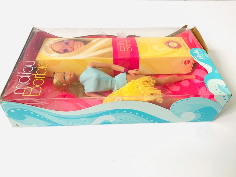 sell barbies in box