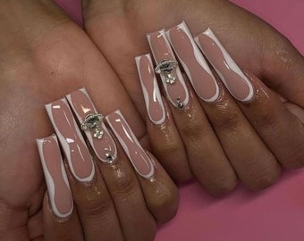 Xxl Tapered square press on abstract nails